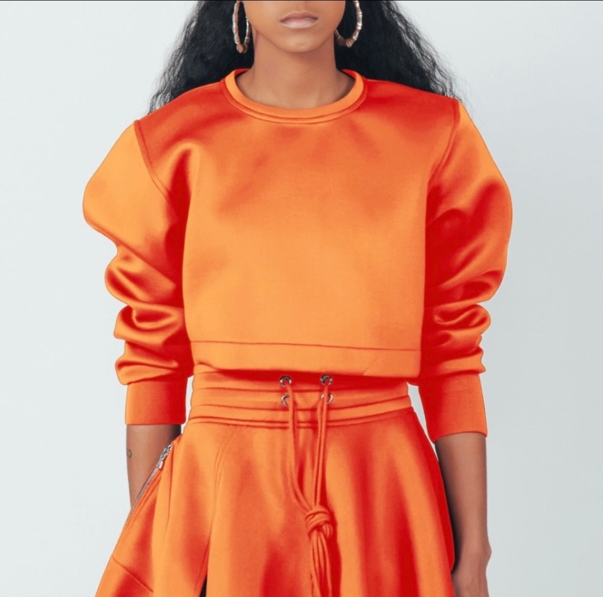 OVERSIZE LONG SLEEVE CROP TOP